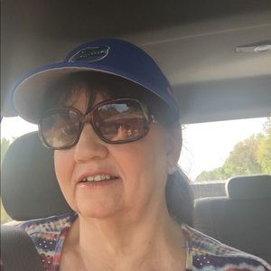 Meet your Posher, Debra